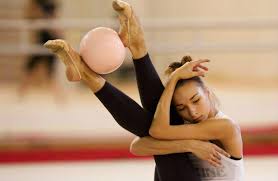 En su primera prueba del día, tercera del programa, valdez obtuvo 23.950 puntos con el listón, y durante su. Cynthia Valdez La Mejor Representante En El Mundial De Gimnasia Ritmica