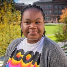 Candice Price's Instagram, Twitter & Facebook