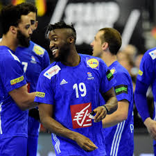 Modifier le championnat du monde masculin de handball réunit tous les deux ans les meilleures équipes nationales masculines du handball mondial sous l'égide de la fédération internationale de handball (ihf). Handball 76 Des Francais Pensent Que La France Remportera Le Mondial