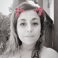 Elsa Ferreira (@la1nenu)