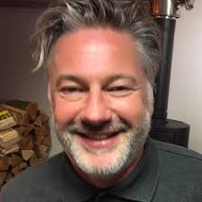 Mark Stuart Ryan (@mrkryn)