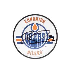 By downloading mcdavid vector you agree with our terms of use. Connor Mcdavid Autographed Edmonton Oilers Acrylic Puck Game Day Legends Edmonton Oilers Oilers Hockey Puck