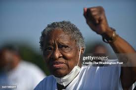 73 fotos e imágenes de alta resolución de Justice Avery