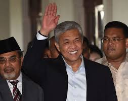 Ahmad zahid hamidi / education My Case Not Dropped Just Postponed For Today Says Zahid Hamidi