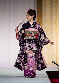 Even people who wouldn't normally even think of abandoning the comfort of western wear. Japanese Kimono Outfit Promotions