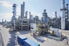 With omv's expertise in processing raw materials and borealis' innovative chemical processes new synergies are created. Omv Reoil Projekt Omv Und Borealis Erweitern Ihre Partnerschaft Am Standort Schwechat Borealis