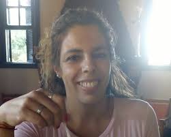 Falleció la vicedirectora de una escuela por un problema de salud mientras  conducía