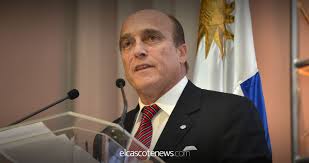 Daniel Martínez impartirá clases de autocrítica a la Coalición Republicana 