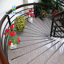 Đá cầu thang tím hoa cà - Lựa chọn hoàn hảo cho ngôi nhà