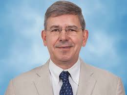 Ross University Vet School Names Associate Dean for Clinical Affairs