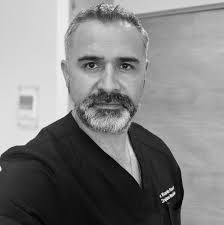 Dr. Ricardo Ignacio Flores Gallardo Opiniones