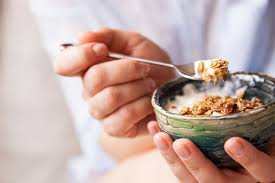 Makanan bagi penderita asam lambung yang sangat baik adalah oatmeal. Oat Fiber Bahan Pangan Nol Kalori Yang Kaya Akan Manfaat Halaman 1 Kompasiana Com