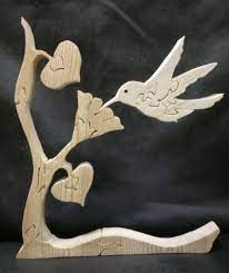 Dekupiersäge vorlagen befestigung, dekupiersägevorlagen nutzung. Puzzle Aus Holz Sagen Kolibri Mit Blume Und Baum Basteln Rund Ums Jahr