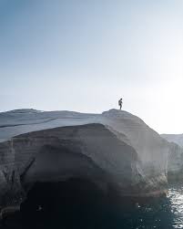 This beach is one of the most beautiful beaches of milos and surely the most particular one. Sarakiniko Beach Milos Griechenlands Mondlandschaft