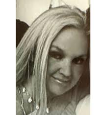 Sandra Cagle's Instagram, Twitter & Facebook