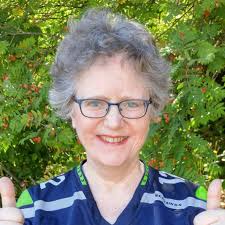 Eileen Cavanagh's Instagram, Twitter & Facebook