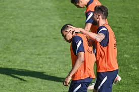 « l'ambition, c'est l'endroit vers lequel on se sent capable d'aller. 1oliudw1p2l3jm