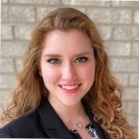 Mia Akers's Instagram, Twitter & Facebook