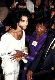 Classic Prince 1990 Graffiti Bridge Movie Premier New York Interesting Rare Photo Who S The Lady The Artist Prince Prince Rogers Nelson Prince