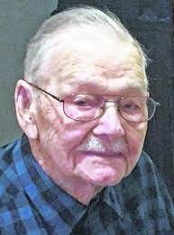 Randi Harrison's Instagram, Twitter & Facebook