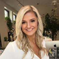 Danielle Jacobson's Instagram, Twitter & Facebook