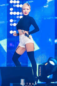 Pin By Love Harley Love Kpop Girls On Hwasa Mamamoo Street Dance Hwasa Beauty Standards