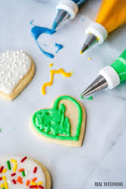 Follow these steps to make a buttercream frosting that will harden to perfection on your favorite cookie recipe, so you can stack and enjoy. Sugar Cookie Icing Real Housemoms