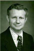 Russell Beam's Instagram, Twitter & Facebook