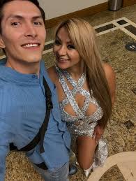 Excelente día ✌🏼 unas selfies que me tomé con las mayores estrellas ⭐️ del  nopor 🤭🔥 en la entrega de premios @erosawards de @yosoysxmx_