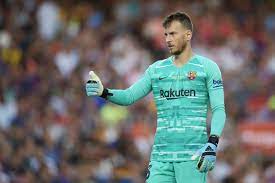 The food is always good, hot, cheap, and they have a huge selection including ceviche tostadas. La Senyera On Twitter Neto I Feel Good I Have Adapted Well With Players At This Level Everything Is Easier I M Happy Md