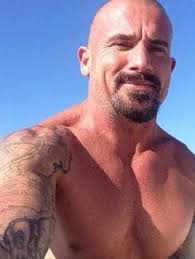 Dominic was born in england, to a norwegian father and irish mother. 27 Dominic Purcell Ideen Dominic Purcell Prison Break Livemusik