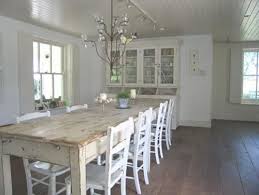 new england style kitchen/diner