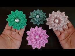 En Guzel 3d Cicekleri Yapmaya Devam Ediyoruz Crochet 3dcicekyapimi Youtube Tig Isleri Tig Isi Cicekler Boncuk