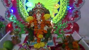 Decorations play a major role during ganpati festival for people setting up ganpati pandals at their homes. Ganesh Festival Home Decoration Mumbai Youtube