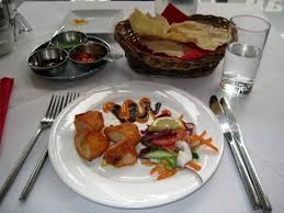 Diwali, also called deepavali, known as the festival of lights, is a major hindu festival that symbolizes the victory of good over evil. Tolles Indisches Und Nepalesisches Essen In Zentraler Lage Diwali Indian Nepalese Restaurant Dublin Reisebewertungen Tripadvisor