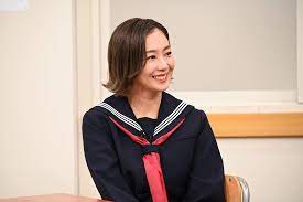 優香：セーラー服姿で学園コント 「思い出すだけでも笑っちゃうくらい幸せでした！」 - 毎日キレイ