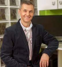 Doktorka, mam 18 rokov a bohužiaľ, tento týždeň mi museli vytrhnúť 36. Vladimir Paulech Aj Pacientovi S Paradentozou Je Mozne Chybajuci Zub Nahradit Implantatom Sme My Kysuce