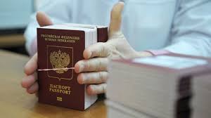Pasport Na Zamenu Gosduma Uproshaet Poluchenie Rossijskogo Grazhdanstva Dlya Ukraincev Rt Na Russkom