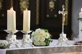 Frühling und sommer sind die perfekte zeit des jahres für hochzeitsfeiern und wenn sie wollen, ihre schönste und romantischste feier mitzuerleben. Heiraten In Rom Romantische Hochzeitslocations Hochzeit Com