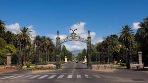 It is the capital of the san martín department and const. Parque San Martin De Mendoza Uno De Los Parques Mas Emblematicos