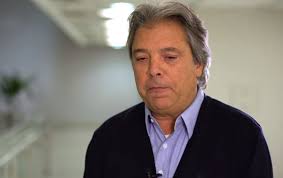 Sua filha morreu por negligência médica e agora ele se dedica a acabar com  esse mal em hospitais