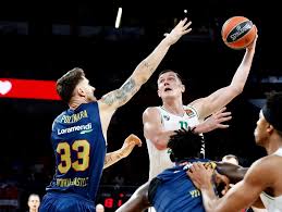 Achille polonara, i̇spanyol temsilcisiyle iki başarılı sezonu geride bıraktı. Euroliga Td Systems Baskonia Asvel Villerbaune En Directo En Radio Vitoria