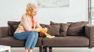 Das backpulver neutralisiert auch unangenehme gerüche! Sofa Reinigen Die 10 Wichtigsten Tipps Polsterando