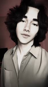 Brandon Lovell's Instagram, Twitter & Facebook