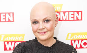 Takavuosien juontajakaunottaren hurja syöksykierre vei asumaan kadulle:  "Pelkäsin, että minut tapetaan tai raiskataan"