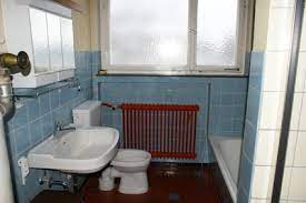 Es ist wichtig, dass zwischen den einzelnen. Fliesen Streichen Auf Das Solltest Du Achten Heimwerkerherz De