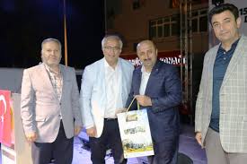 Ömer döngeloğlu hoca kaç yaşındaydı?' sorularının cevabını araştırmaya başladı. Omer Dongeloglu Hayatini Kaybetti Tavsanli Belediyesi