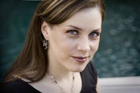 Wild (Laurel) by Pike, Aprilynne [28 April 2011]: Amazon.co.uk: Books