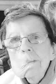 Patricia Pieri's Instagram, Twitter & Facebook