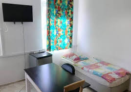 Sie besteht aus 3 zimmer, küche, bad und. Monteurzimmer Und Wohnungen In Zossen Bei Berlin Monteurzimmer In Zossen 15806 Nachst Neuendorfer Landstrasse